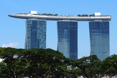 在新加坡，注册新公司可以立即申请EP吗？